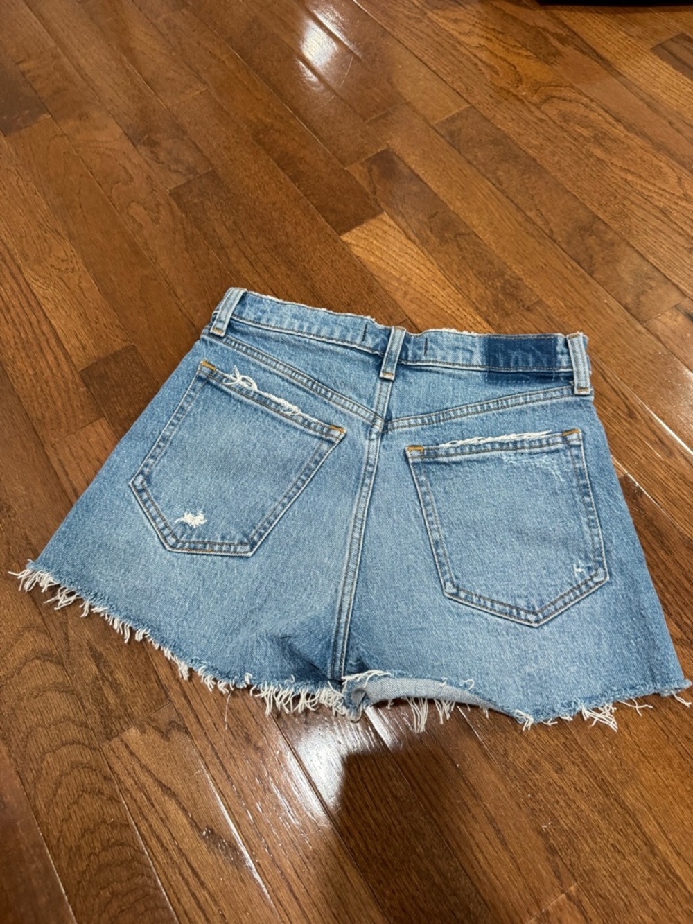 NEW Abercrombie The Mom Shorts High Rise Denim Shorts - Light Blue - Picture 6 of 8